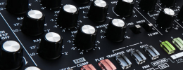 Bombazo de Roland y Studio Electronics: SE-02, un sinte de inspiración MiniMoog