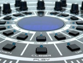 Future Retro Revolution R2