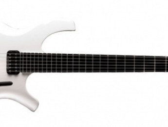 Antares y Parker presentan Autotune MaxxFly, una guitarra diferente
