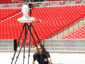 El estadio de Wembley y la Gran Pirámide en Altiverb