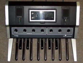 Moog Music desentierra el Taurus