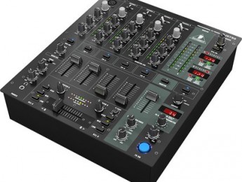 Nuevo mixer Behringer DJX750