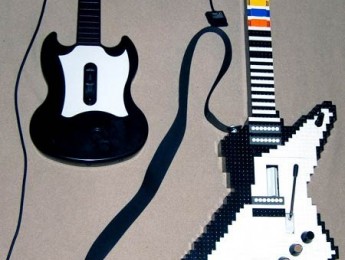 Guitar Hero, más dinero