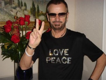 Pero para Ringo Starr el Vaticano tiene cosas mejores en las que pensar