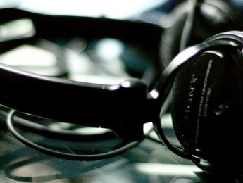 Los auriculares son para los débiles