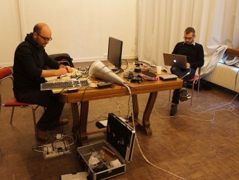 Murmur, sonido y luz entre lo virtual y lo físico