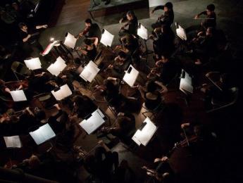 Comparando cuerdas reales y virtuales