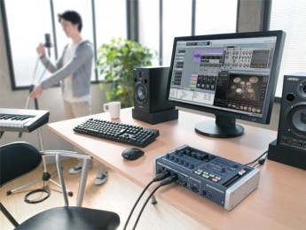 Cakewalk presenta V-Studio 100