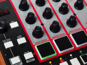 Akai sorprende con The Rhythm Wolf, una caja de ritmos analógica