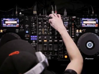 Pioneer inicia una campaña de renovación de equipamiento