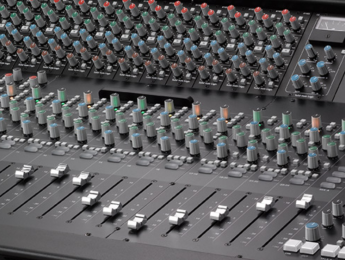 Nueva mesa analógica XL-Desk de SSL