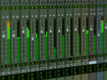 Viernes Freeware #56: Pro Tools First, Line of Legends y más