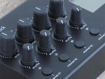 E-RM MultiClock, lidiando con la sincronía