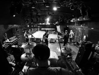 Jugando con la psicoacústica (III): frecuencias