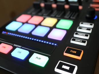 Traktor Kontrol D2, lo probamos a fondo