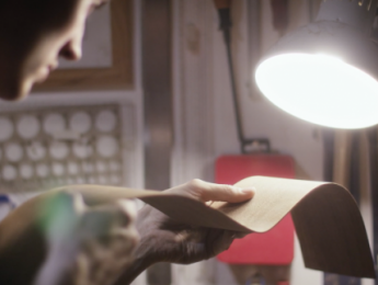 El arte y la belleza de crear un instrumento musical