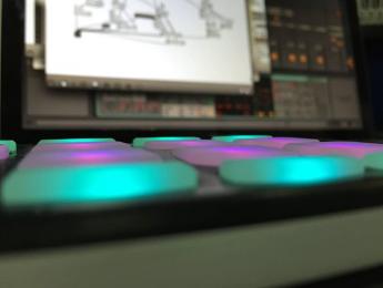 Livid anuncia minim, un pequeño controlador MIDI