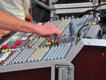 Saber de todo no es la solución