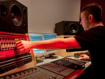 Producción de Música Electrónica: la oferta educativa de SAE Institute