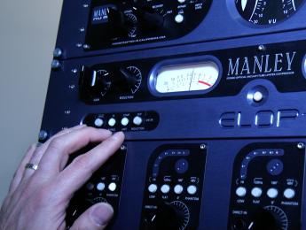Nu Mu y ELOP+, lo último de Manley para el estudio de grabación