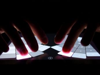 Clawtar, un controlador MIDI para iPad que se adapta a las manos