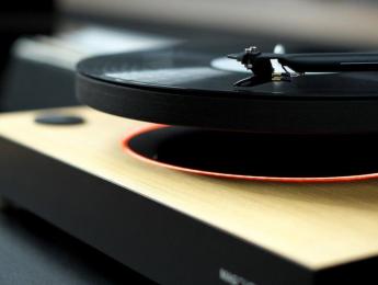 MAG-LEV, un giradiscos en el que los vinilos se reproducen levitando