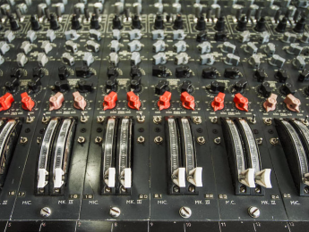 La mesa de mezclas que utilizó Pink Floyd en "The Dark Side of the Moon", a subasta