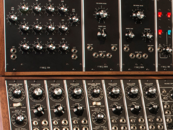 El Moog Synthesizer IIIc renace en una serie limitada de precio estratosférico
