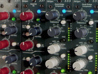 Rupert Neve 535 reedita el clásico compresor 2254 en formato serie 500