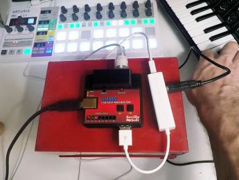 Review de USB Host MIDI Router (UHMR), el patchbay MIDI de Sevilla Soft