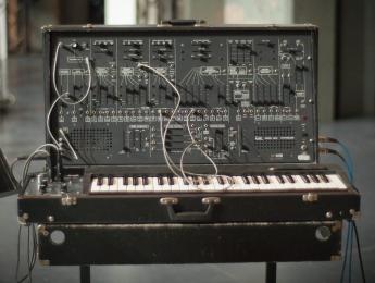Los manuales del mítico sintetizador ARP 2600, traducidos al español