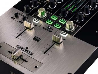 Reloop Kut, el mixer de scratch que tira de nostalgia