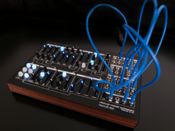 Microvolt 3900, un semimodular 'west coast' de Pittsburgh Modular