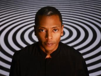10 consejos de Jeff Mills para el futuro de la música electrónica