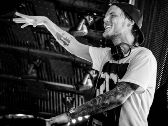 Fallece el DJ sueco Avicii a los 28 años