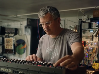 Pensando la música electrónica (4): Cinco formas de autonomía artificial