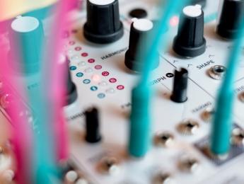 Mutable Instruments y VCV Rack permiten probar módulos Eurorack en versión software