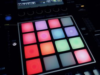 Review del DJS-1000, el sampler para cabinas de Pioneer DJ