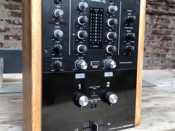 Existe una DJM-250MK2 rotary, y la ha hecho un hispasónico