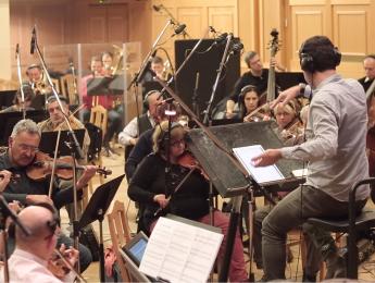 Orquesta real y librerías de sonidos, frente a frente