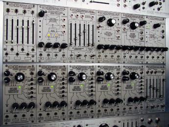 Discrete Synthesizers CMS System, un clon del ARP 2500 para Eurorack