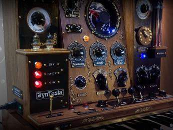 SynTesla, un sorprendente tuning steampunk de Waldorf Rocket y Streichfett