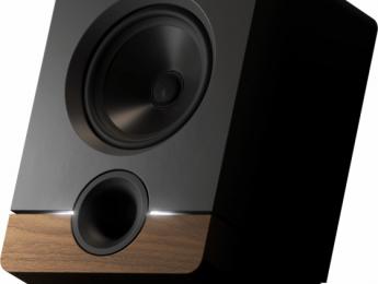 Output se alía con Barefoot para producir sus primeros monitores de estudio