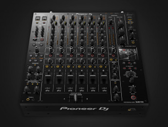 Serato DJ ya es compatible con el mezclador Pioneer DJM-V10