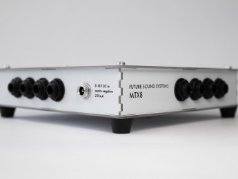 Future Sound Systems MTX8, una matriz de conexiones audio y CV de 8x8 en formato de sobremesa
