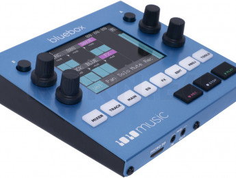 1010music Bluebox, un compacto mixer digital de 12x6 en formato de sobremesa