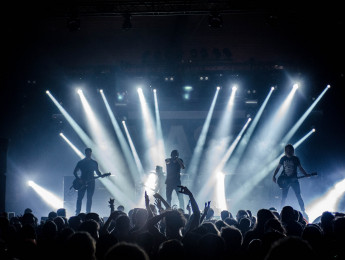 Tu primera actuación en un festival: cosas que deberías saber