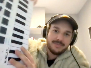 Conectados con Sr. Chen y la música urbana