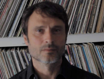 Conectados con Xavi Barranquero, una navaja suiza de la música electrónica