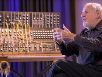 Moog inicia su serie documental Giants con Herb Deutsch